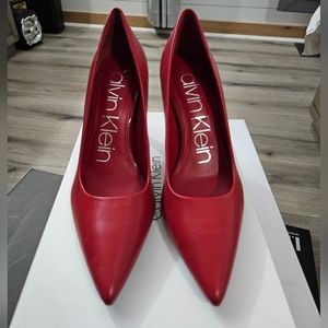 Calvin Klein Pumps
